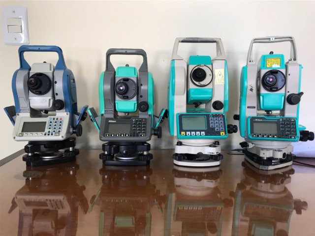 Equipamentos de Topografia e Sondagem